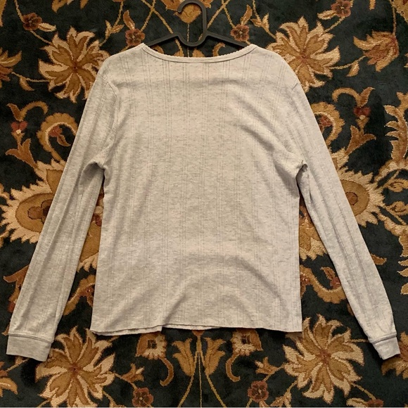 ☁ [2/$25] SONOMA LIFE + STYLE WOMENS THIN GREY LONG SLEEVE SHIRT - SIZE MEDIUM ☁ - Picture 2 of 4